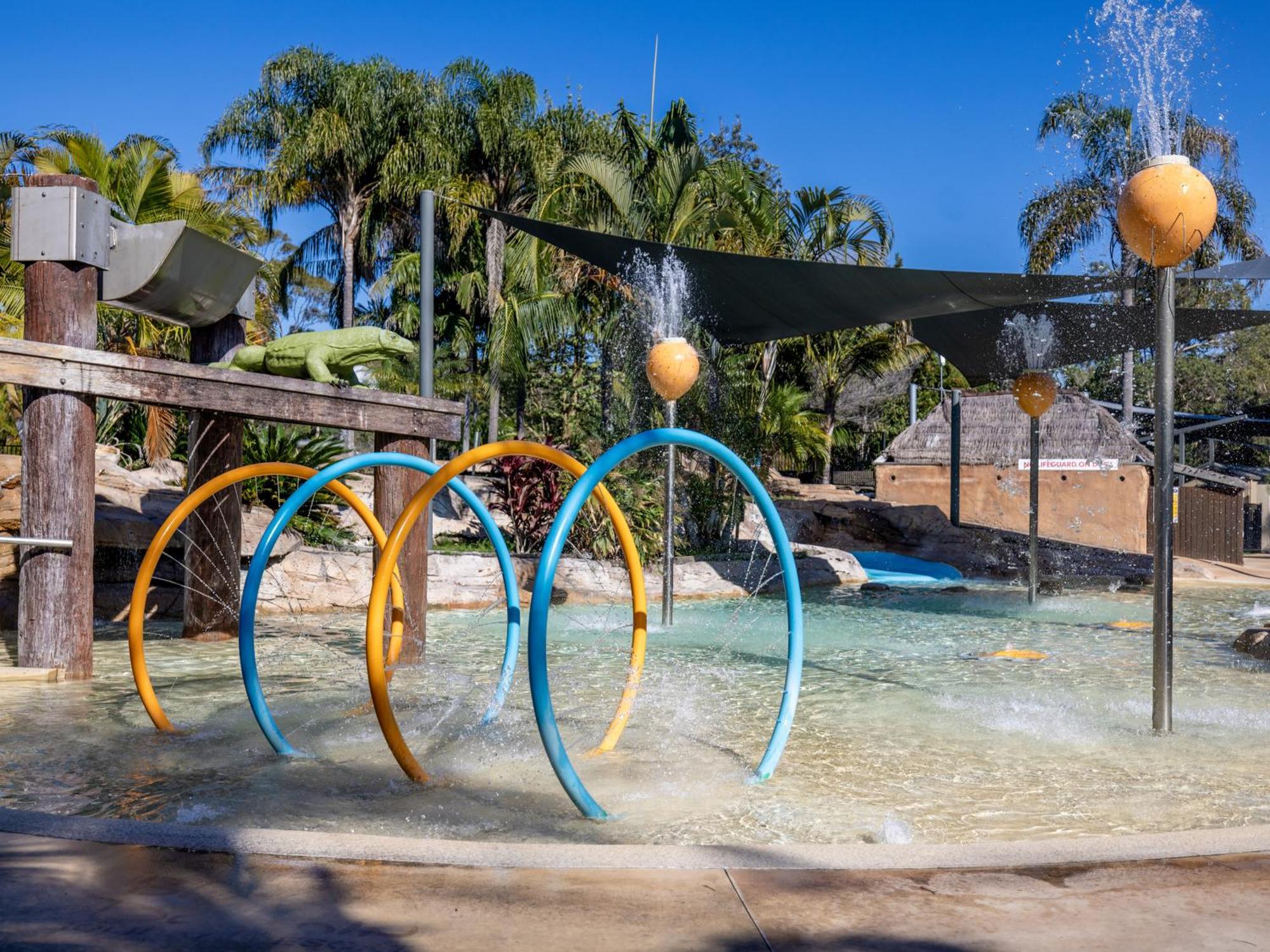 Nrma Blue Dolphin Yamba Holiday Resort Экстерьер фото