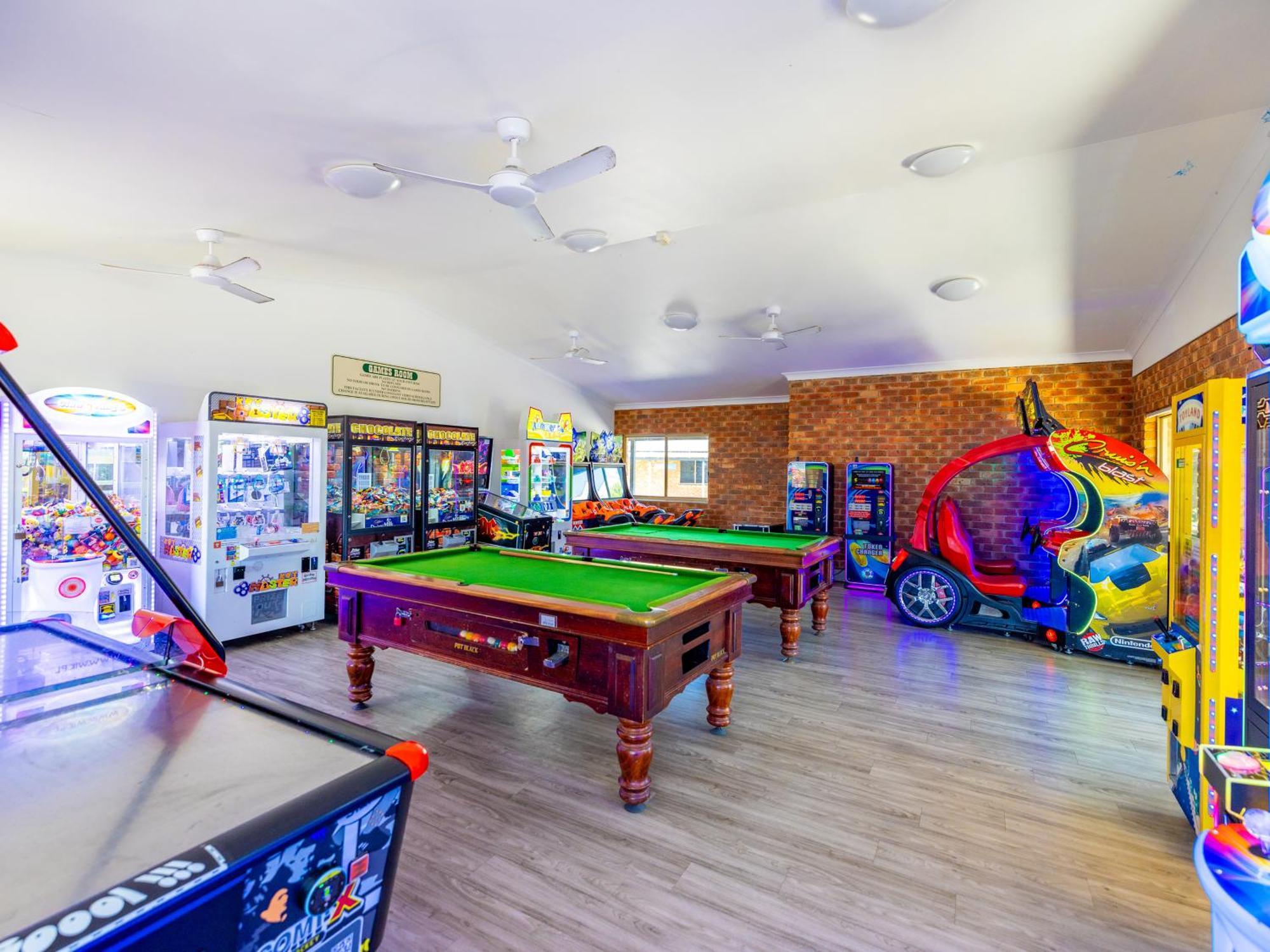 Nrma Blue Dolphin Yamba Holiday Resort Экстерьер фото